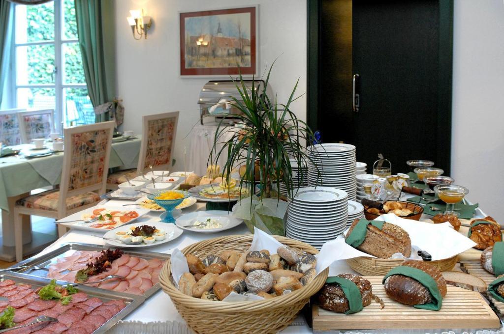 Hotel Gasthof Der Krug Stegaurach Εξωτερικό φωτογραφία