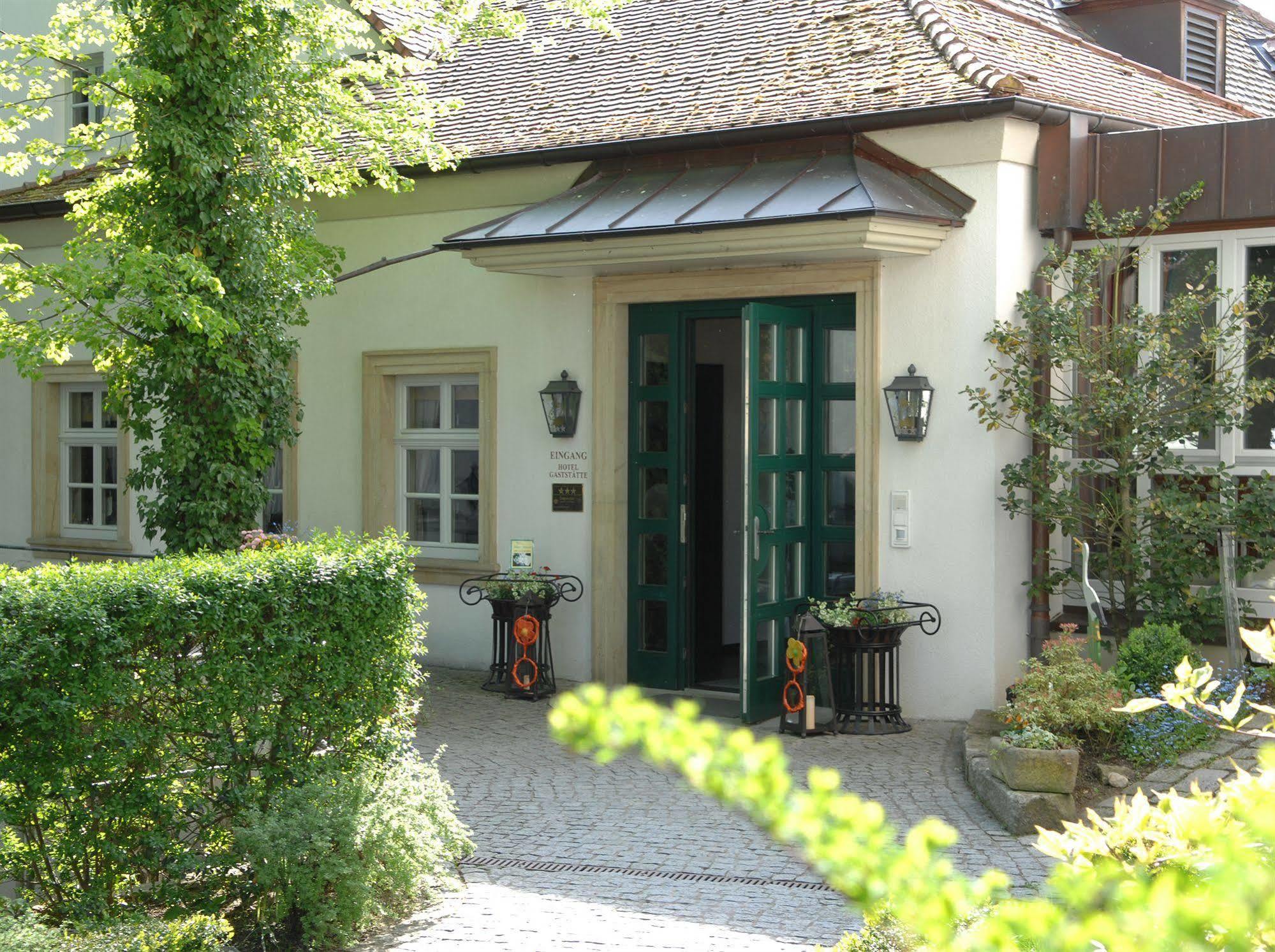 Hotel Gasthof Der Krug Stegaurach Εξωτερικό φωτογραφία