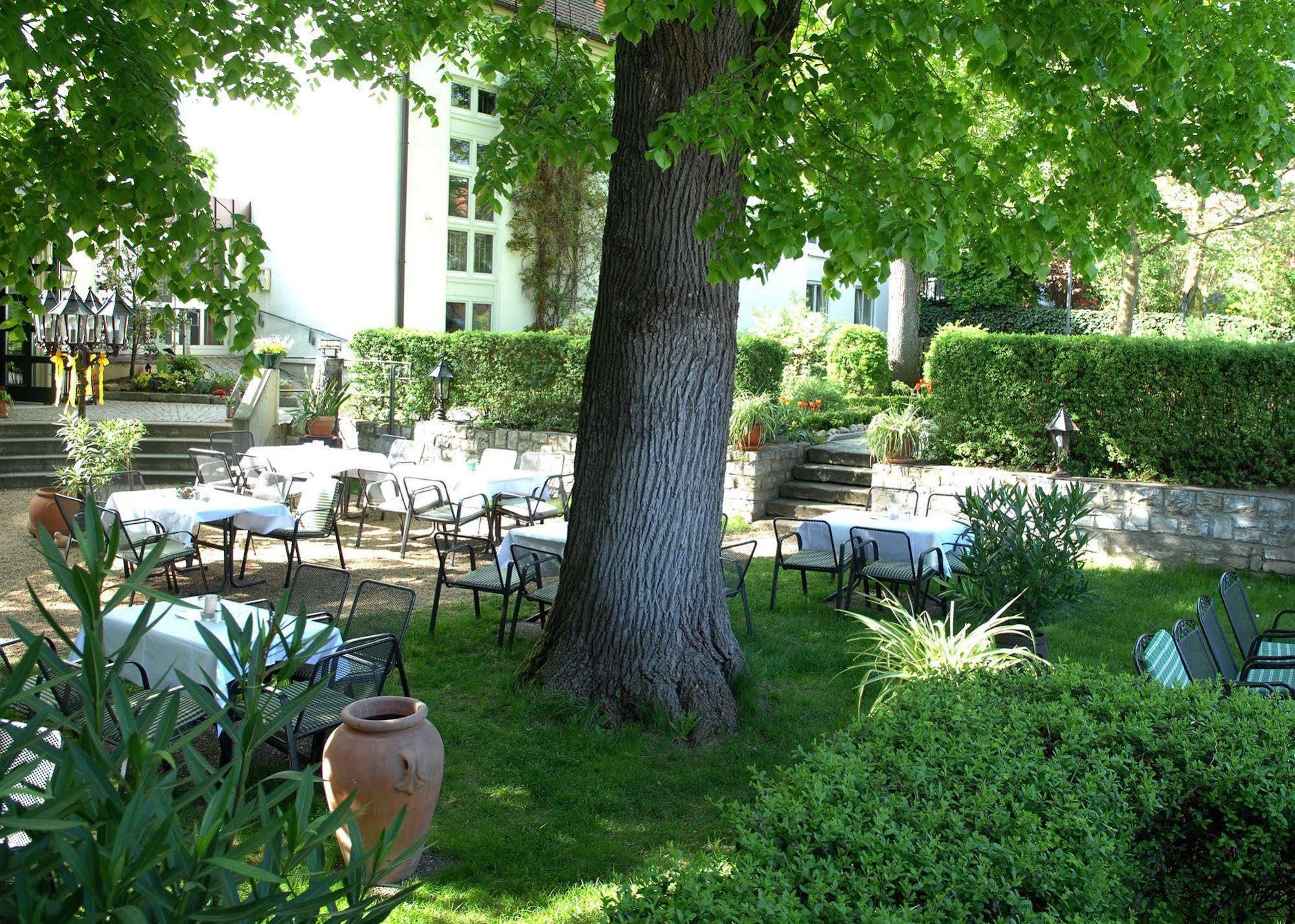 Hotel Gasthof Der Krug Stegaurach Εξωτερικό φωτογραφία