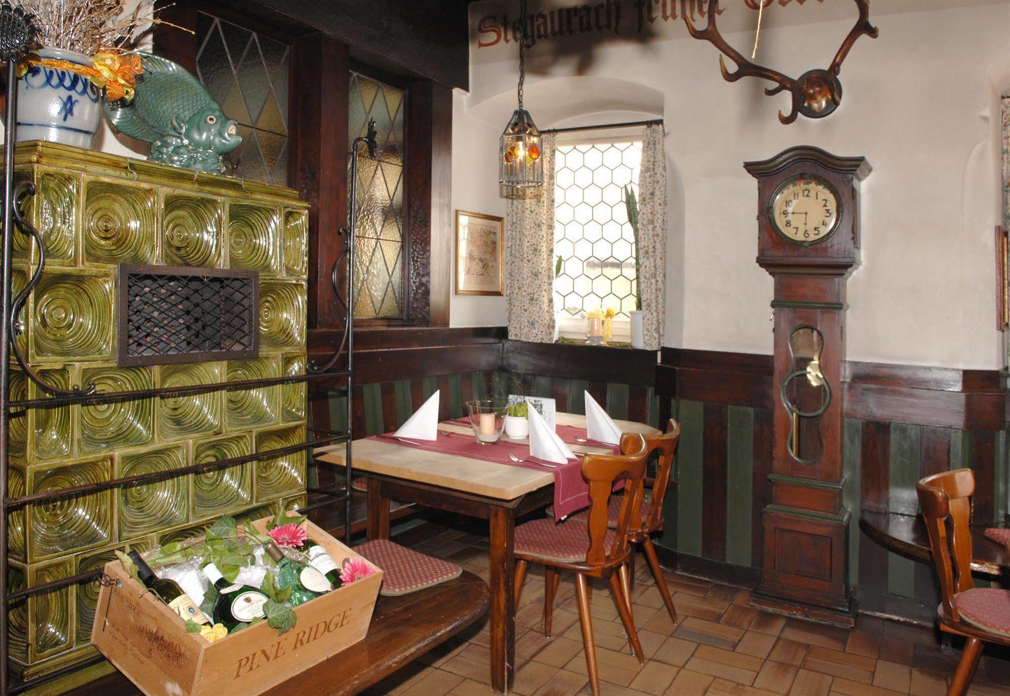 Hotel Gasthof Der Krug Stegaurach Εξωτερικό φωτογραφία